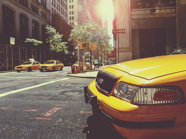 taxi-238478_640.jpg