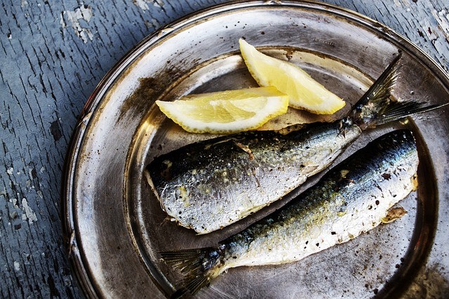 sardines-gb1e287b40_640.jpg