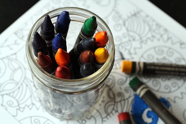 crayons-gb6b771cfa_640.jpg